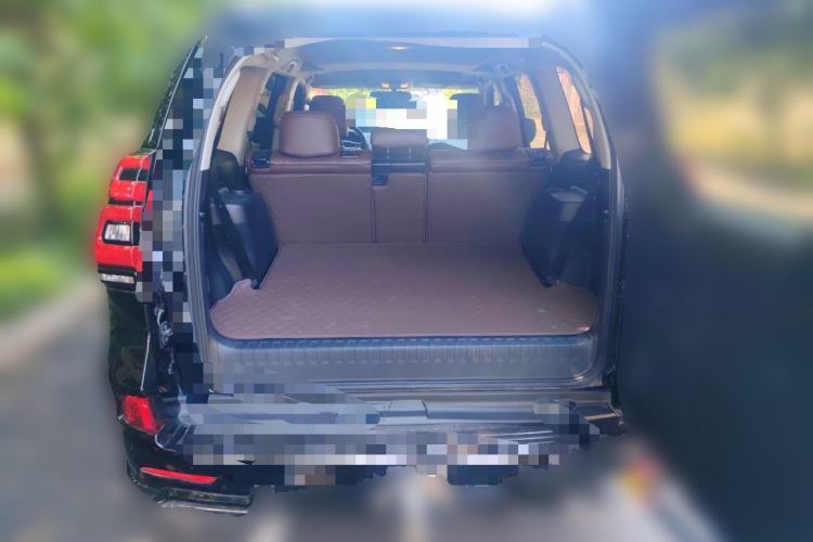 Used Toyota Prado  Trunk