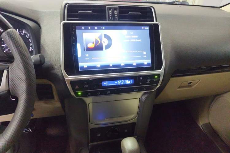 Used Toyota Prado  Audio And AC Panel