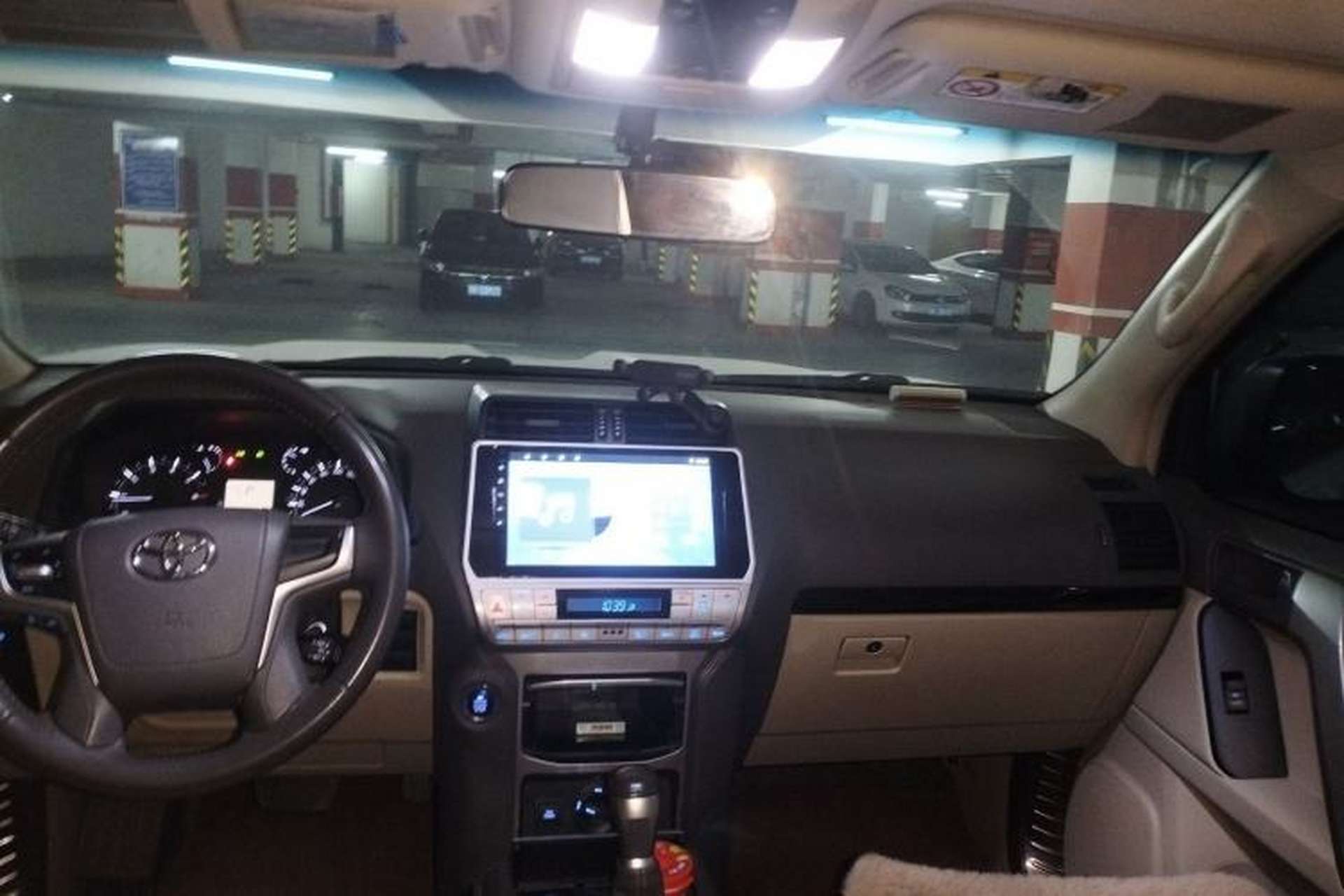 Used Toyota Prado  Center Console