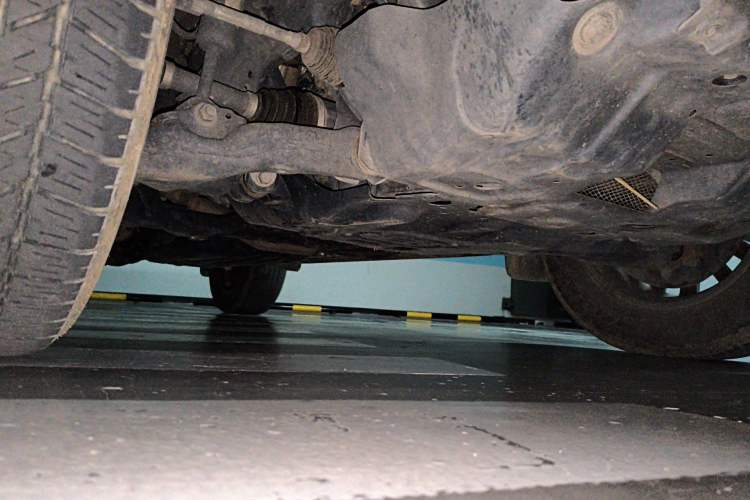Used Toyota Prado 2020 4.0L TX-L Middle East Chassis Front Right