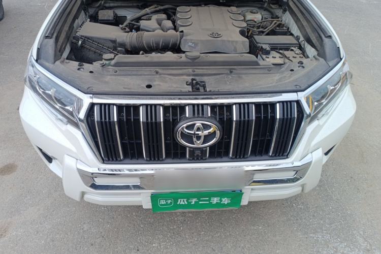 Used Toyota Prado  Engine Bay