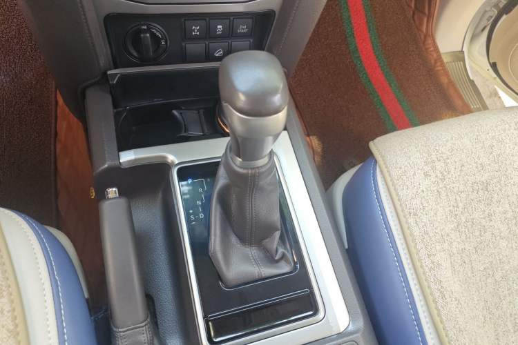 Used Toyota Prado  Gear Lever