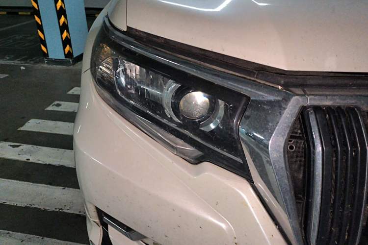 Used Toyota Prado 2020 4.0L TX-L Middle East Right Front Headlight