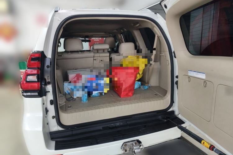 Used Toyota Prado  Trunk