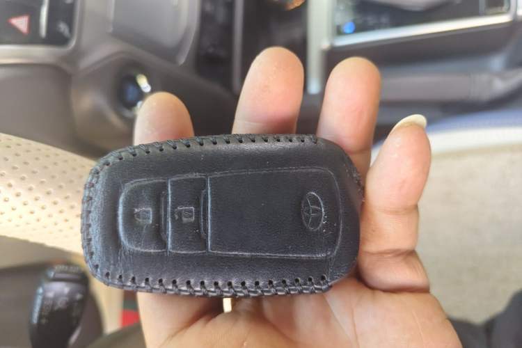 Used Toyota Prado  Vehicle Key