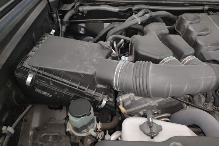 Used Toyota Prado  Engine Bay Right