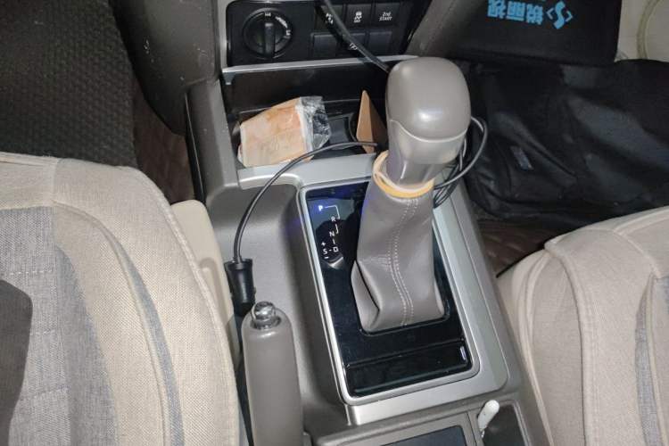 Used Toyota Prado  Gear Lever