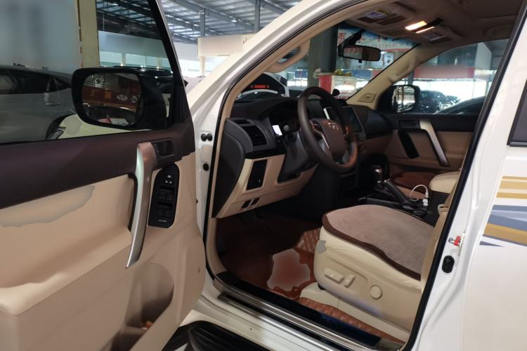 Used Toyota Prado  Driver Seat