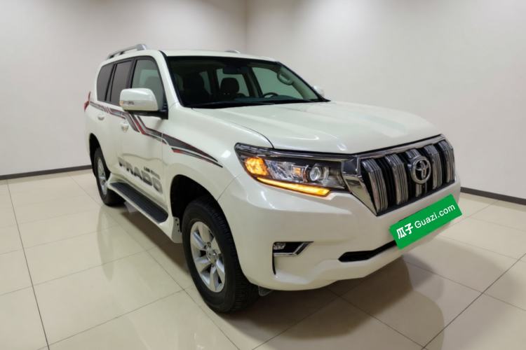 Used Toyota Prado 2022 2.7L Gasoline TX Trim Aluminum Wheels Low-Roof Configuration Base Version – Middle East Front Right 45 Deg