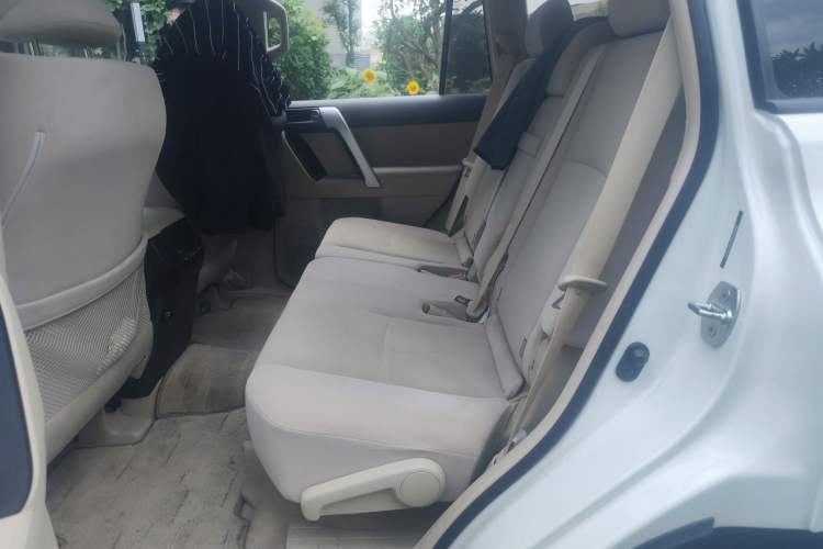 Used Toyota Prado 2022 4.0L TXL Dual Fuel External Tank No Sunroof – Middle East Left Rear Seat