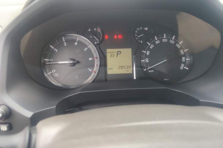 Used Toyota Prado 2022 4.0L TXL Dual Fuel External Tank No Sunroof – Middle East Odometer Close Up
