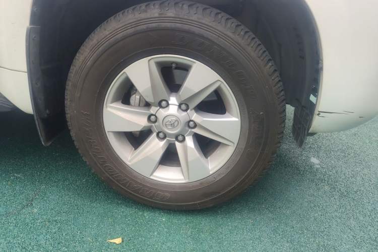 Used Toyota Prado 2022 4.0L TXL Dual Fuel External Tank No Sunroof – Middle East Right Front Wheel Hub