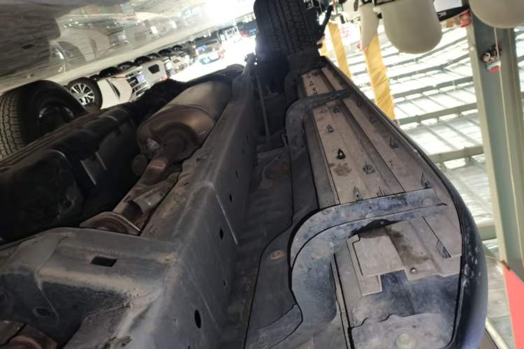 Used Toyota Prado  Right Side Sill