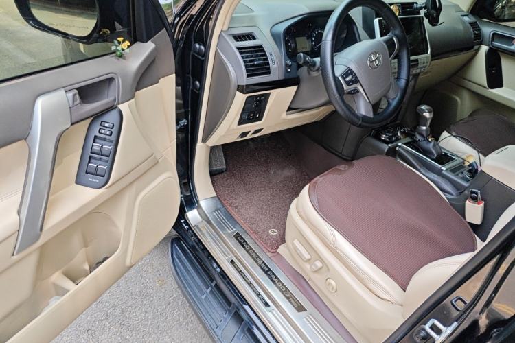 Used Toyota Prado  Driver Seat