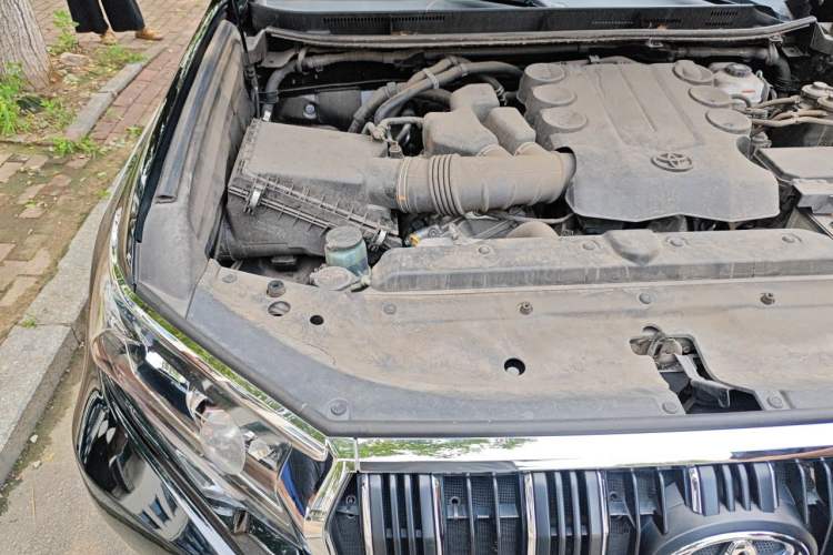 Used Toyota Prado  Engine Bay Right