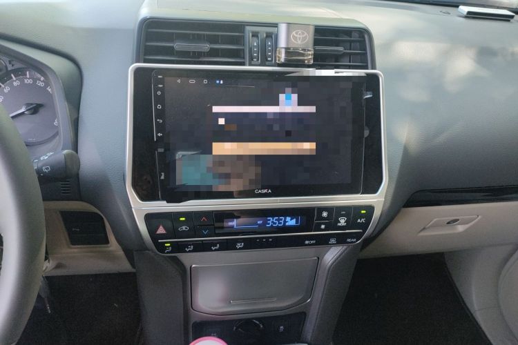 Used Toyota Prado  Audio And AC Panel