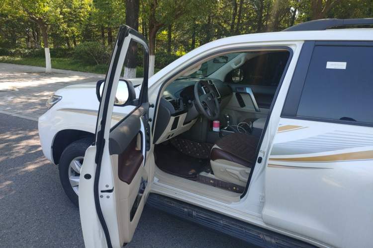 Used Toyota Prado  Driver Seat