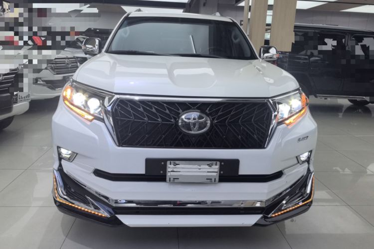 Used Toyota Prado  Front