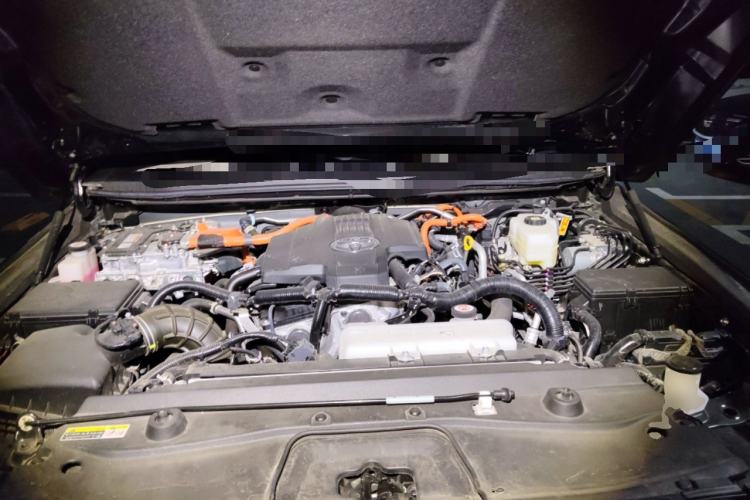 Used Toyota Prado 2024 2.4T All-Terrain TX Version 5 Seats Engine Bay