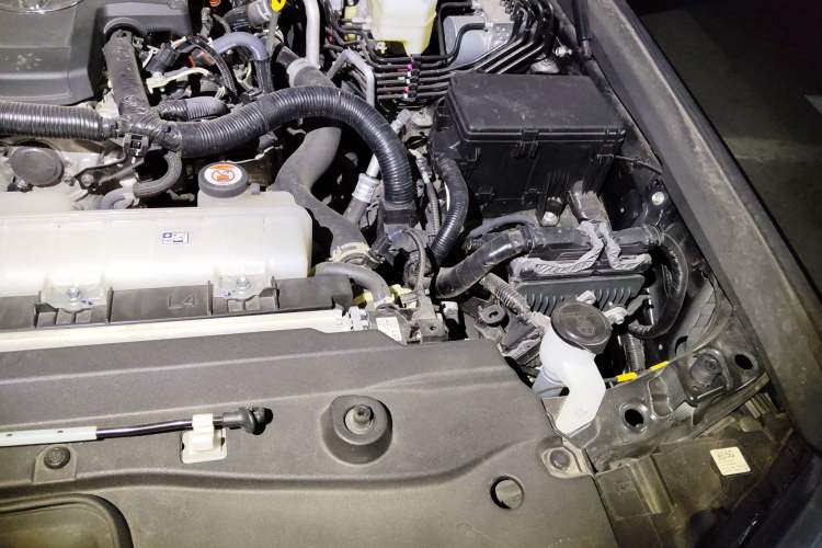 Used Toyota Prado 2024 2.4T All-Terrain TX Version 5 Seats Engine Bay Left