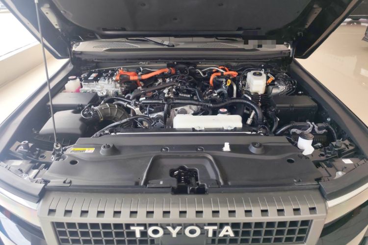 Used Toyota Prado 2024 2.4T Wilderness WX Edition 6 Seats Engine Bay