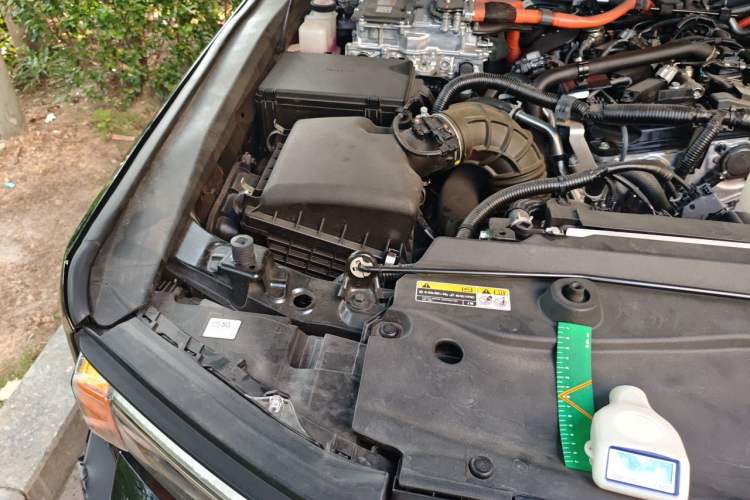 Used Toyota Prado 2024 2.4T All-Terrain TX Version 5 Seats Engine Bay Right