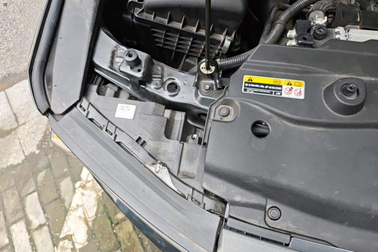 Used Toyota Prado 2024 2.4T Wilderness WX Edition 6 Seats Engine Bay Right