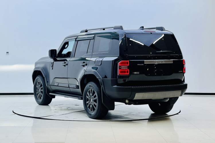 Used Toyota Prado 2024 2.4T All-Terrain TX Version 5 Seats Exterior 4