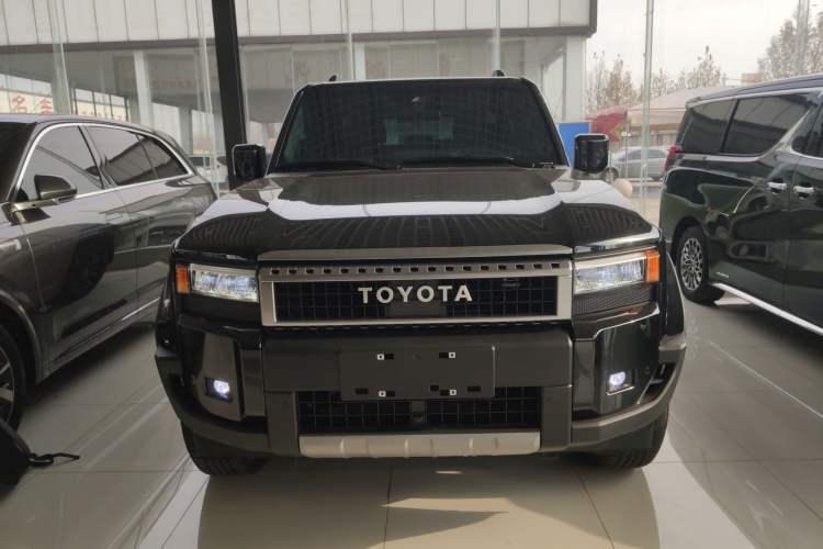 Used Toyota Prado 2024 2.4T All-Terrain TX Version 5 Seats Front
