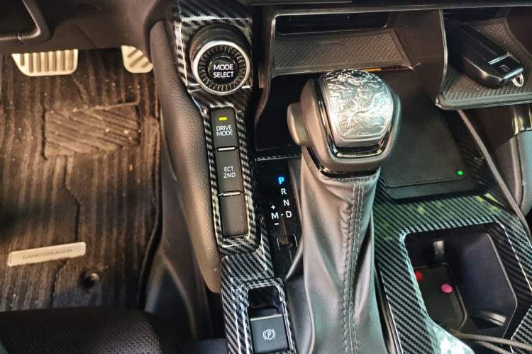 Used Toyota Prado 2024 2.4T All-Terrain TX Version 5 Seats Gear Lever