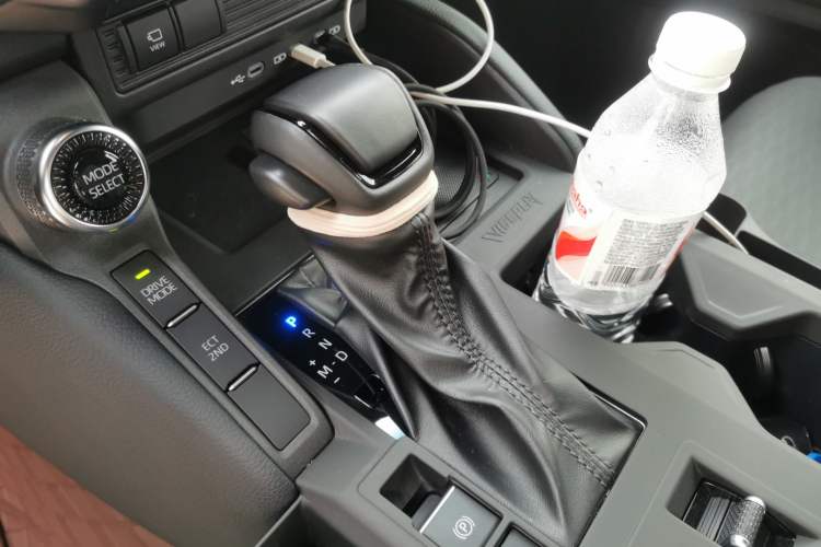 Used Toyota Prado 2024 2.4T All-Terrain TX Version 5 Seats Gear Lever