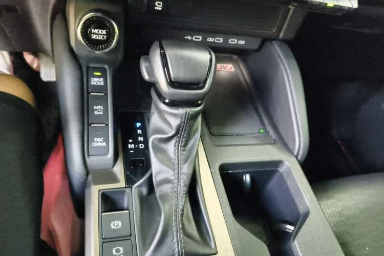 Used Toyota Prado 2024 2.4T Wilderness WX Edition 6 Seats Gear Lever