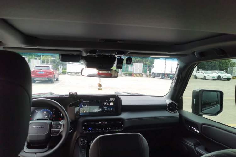 Used Toyota Prado 2024 2.4T All-Terrain TX Version 5 Seats Headliner