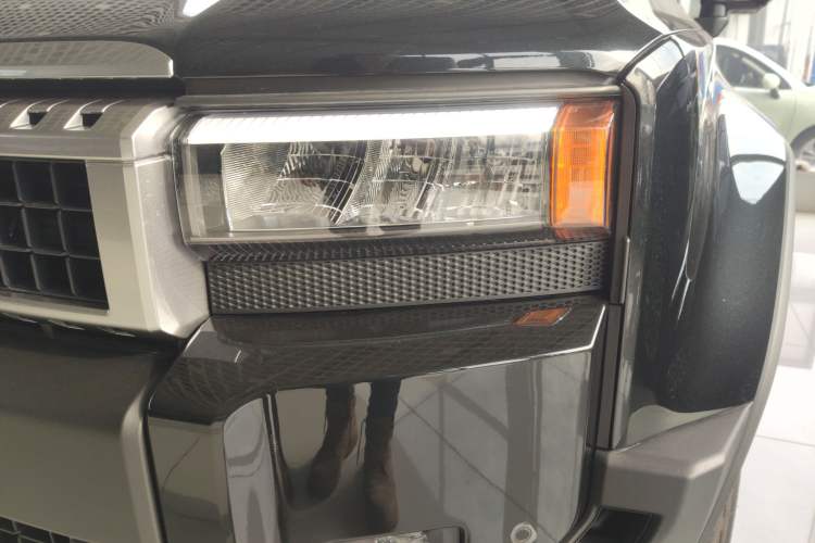 Used Toyota Prado 2024 2.4T All-Terrain TX Version 5 Seats Left Front Headlight