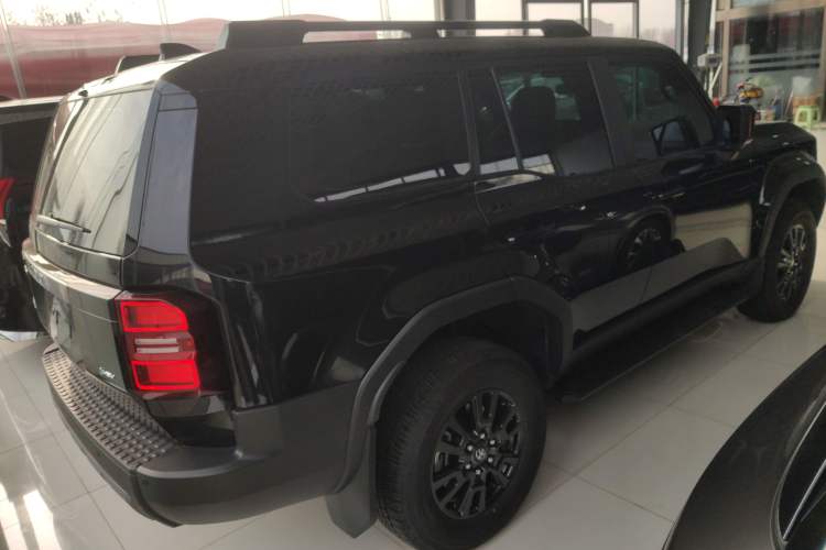 Used Toyota Prado 2024 2.4T All-Terrain TX Version 5 Seats Rear Right 45 Deg
