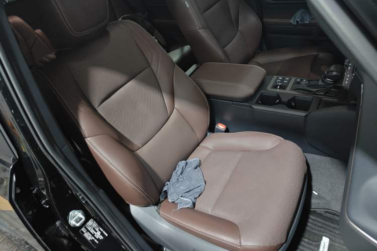 Used Toyota Prado 2024 2.4T Wilderness WX Edition 6 Seats Right Front Seat