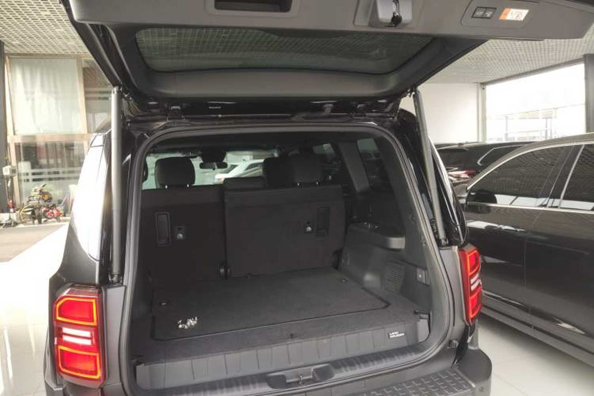 Used Toyota Prado 2024 2.4T All-Terrain TX Version 5 Seats Trunk
