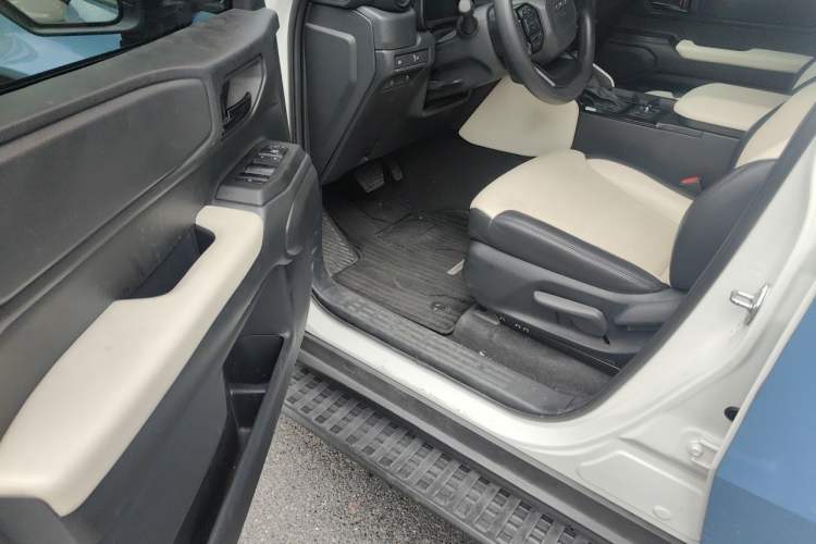 Used Toyota Prado 2024 2.4T Cross-Border BX Edition 5 Seats Driver Seat