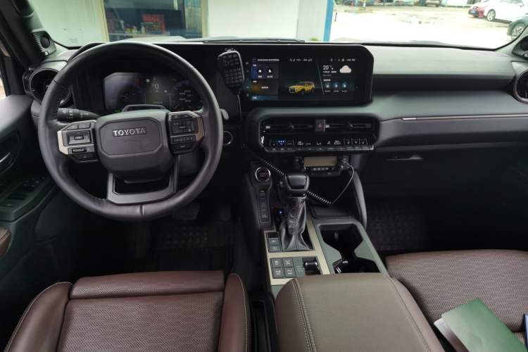 Used Toyota Prado 2024 2.4T Wilderness WX Edition 6 Seats Center Console