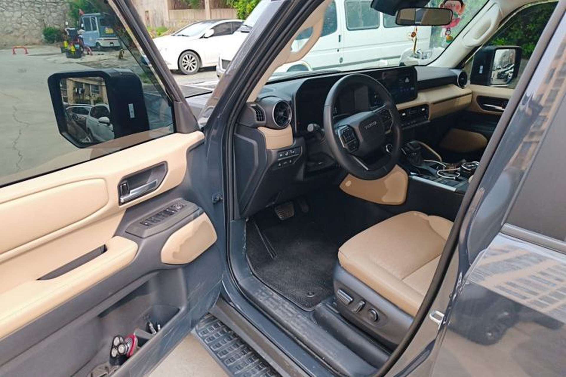 Used Toyota Prado 2024 2.4T All-Terrain TX Version 5 Seats Driver Seat