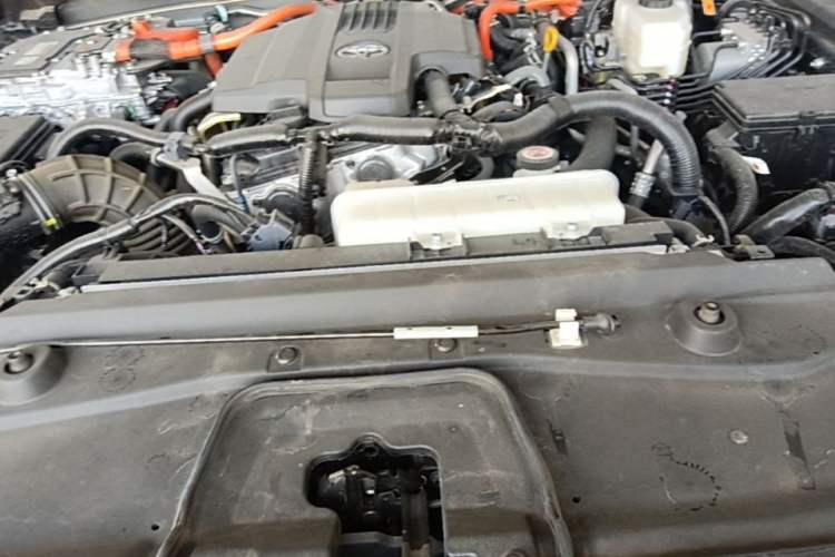 Used Toyota Prado 2024 2.4T Wilderness WX Edition 6 Seats Engine Bay