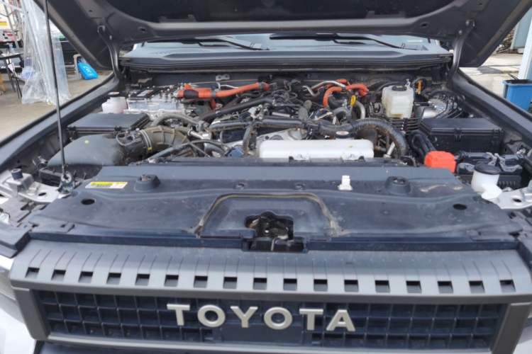 Used Toyota Prado 2024 2.4T Wilderness WX Edition 6 Seats Engine Bay