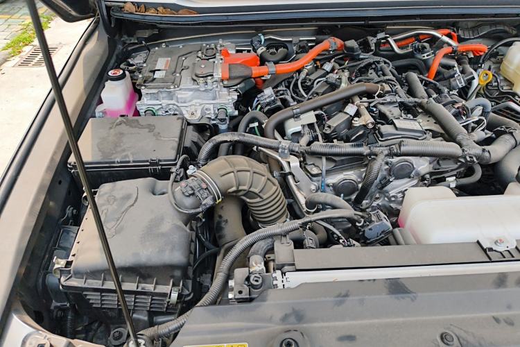 Used Toyota Prado 2024 2.4T All-Terrain TX Version 5 Seats Engine Bay Right