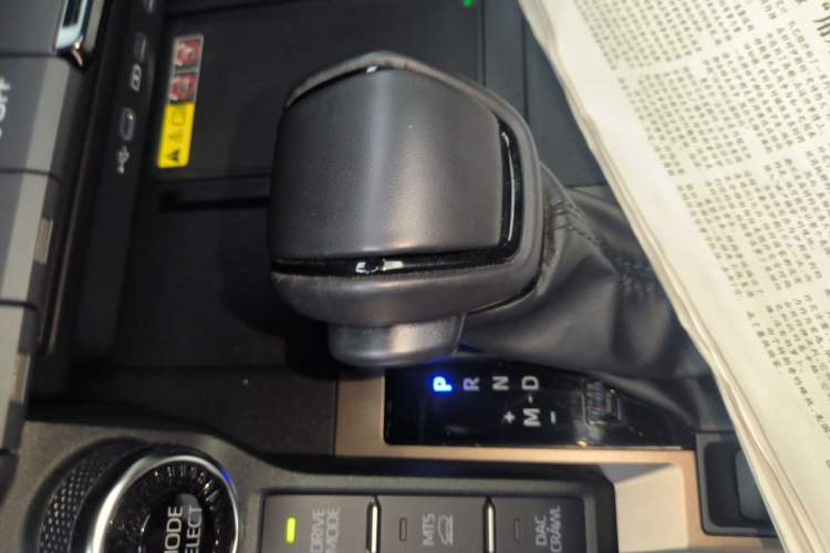 Used Toyota Prado 2024 2.4T Wilderness WX Edition 6 Seats Gear Lever