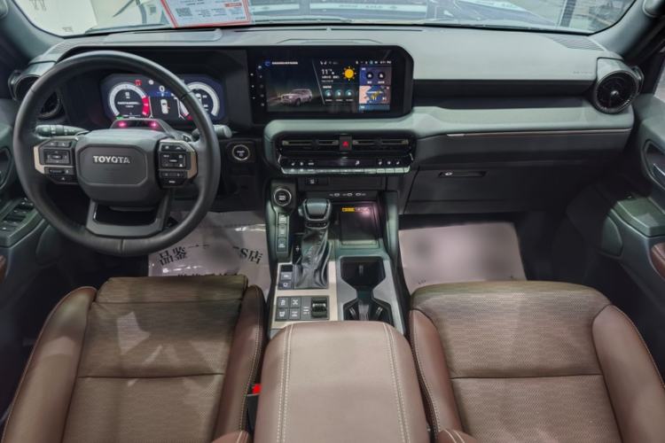 Used Toyota Prado 2024 2.4T Wilderness WX Edition 6 Seats Interior 2