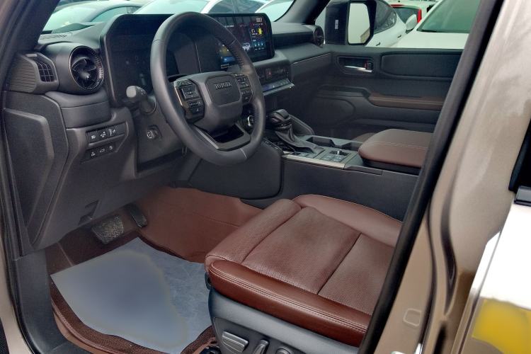 Used Toyota Prado 2024 2.4T Wilderness WX Edition 6 Seats Interior 3