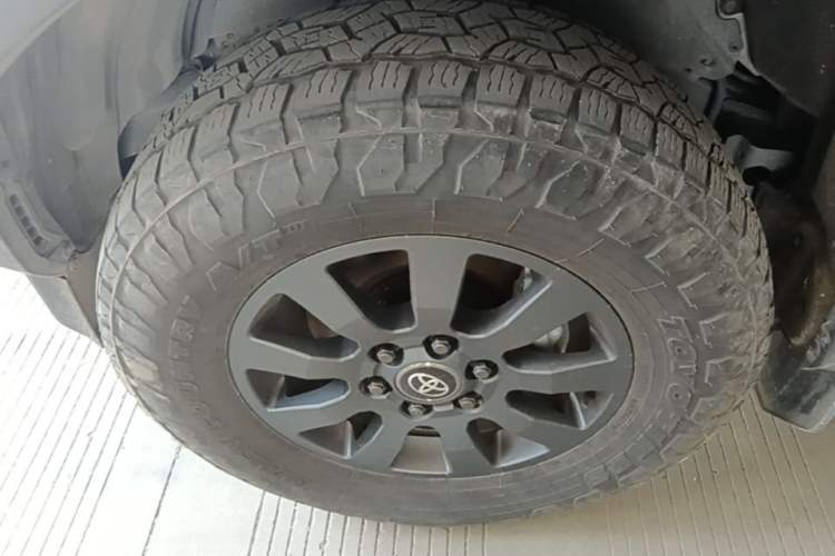 Used Toyota Prado 2024 2.4T Wilderness WX Edition 6 Seats Left Front Wheel Hub