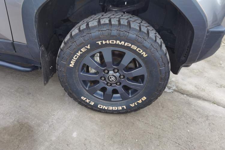 Used Toyota Prado 2024 2.4T Wilderness WX Edition 6 Seats Right Front Wheel Hub