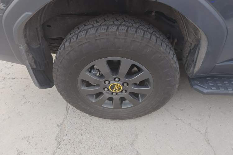 Used Toyota Prado 2024 2.4T Wilderness WX Edition 6 Seats Right Rear Wheel Hub