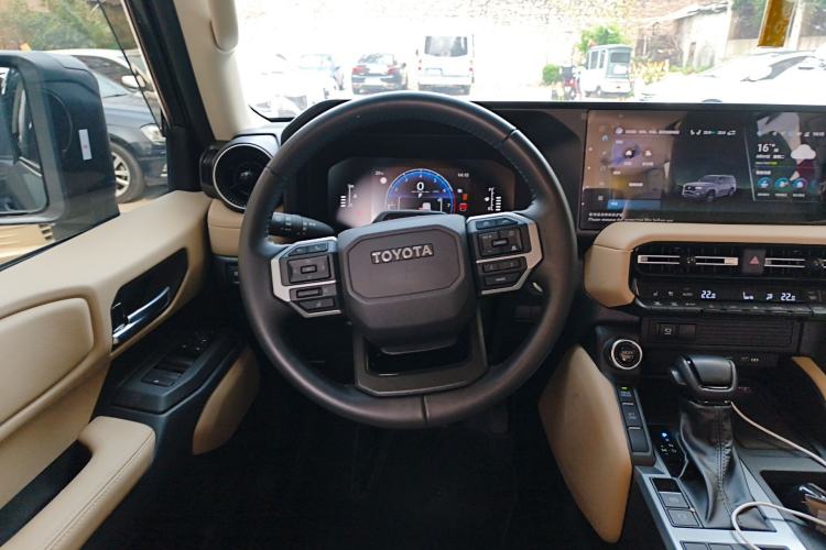 Used Toyota Prado 2024 2.4T All-Terrain TX Version 5 Seats Steering Wheel